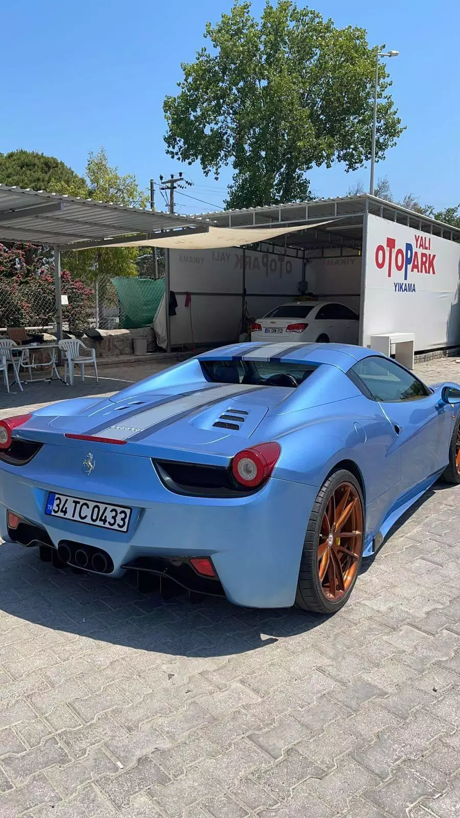 Ferrari Spider